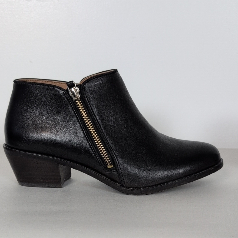 Vionic Jolene Heeled Ankle Boot - Picture 4 of 10